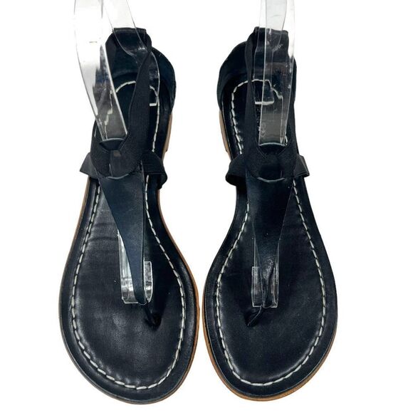 Bernardo ‘Poppy’ Black Leather T Strap Sandals - Picture 14 of 14